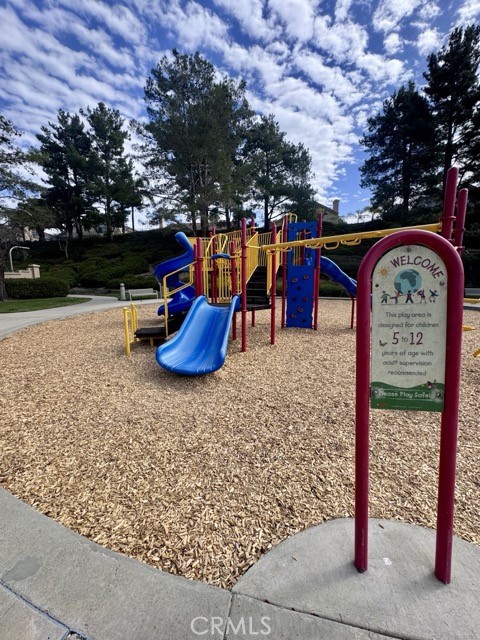 43370 Corte Benitez Temecula, CA 92592 - Photo 45 of 46 a view of outdoor space with garden