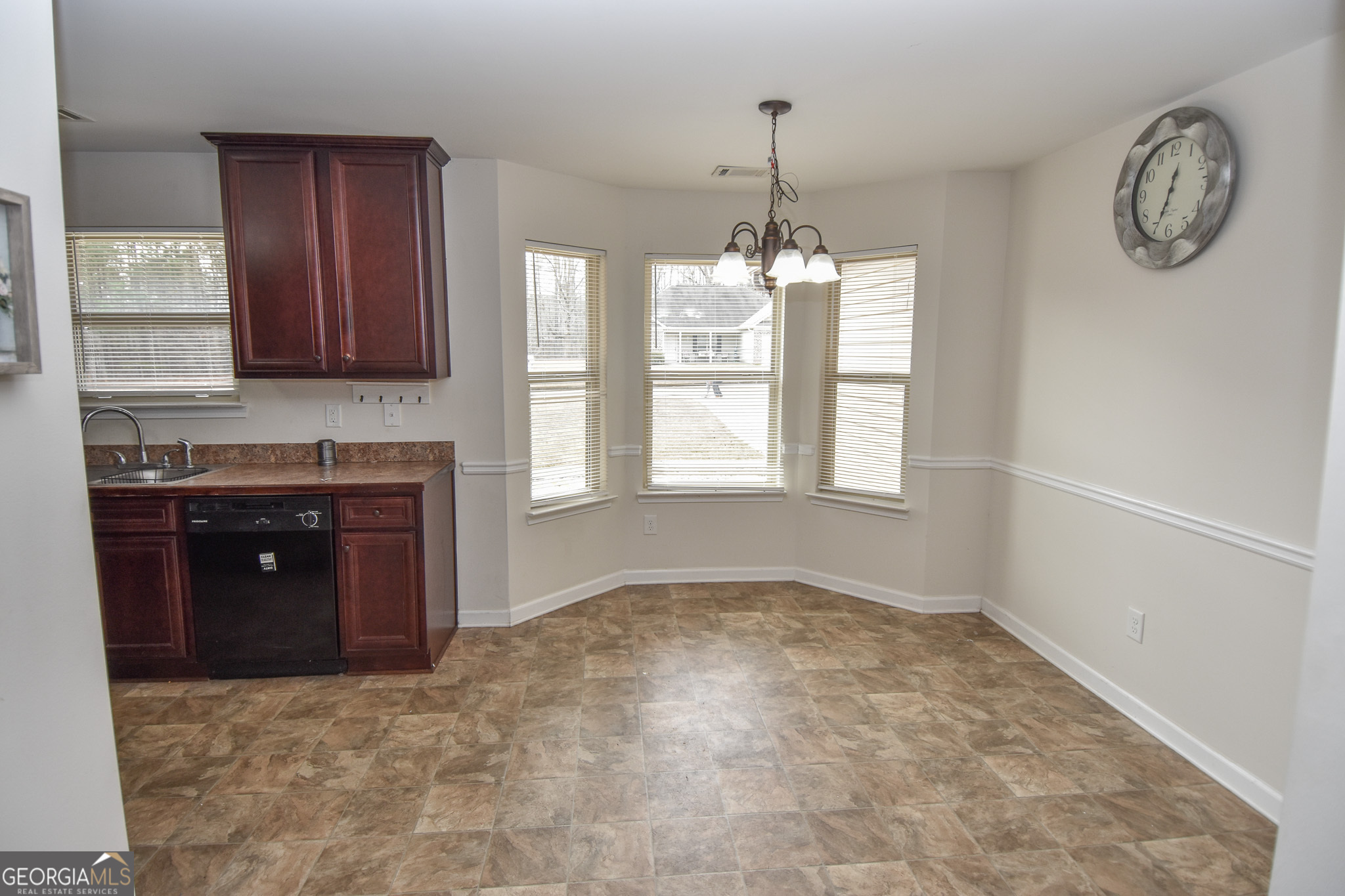 117 Bridle Path Griffin, GA 30224 - Photo 14 of 48