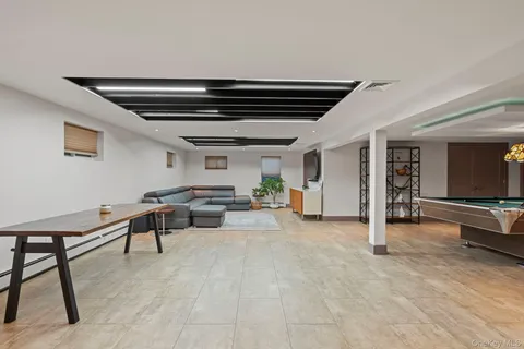 a view of livingroom with furniture and closet