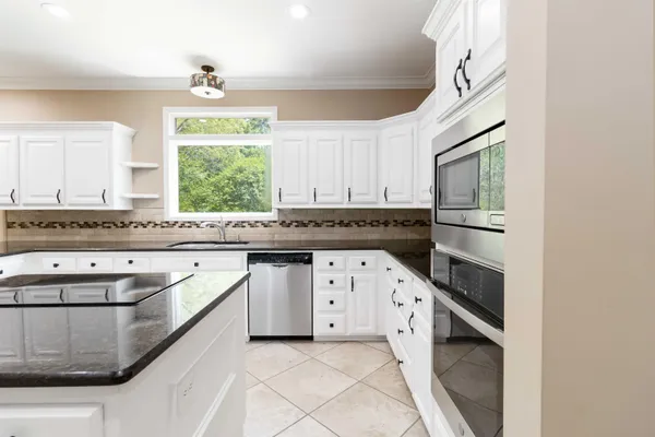 $765,000 | 318 Ashwick Court, Spartanburg, SC 29301