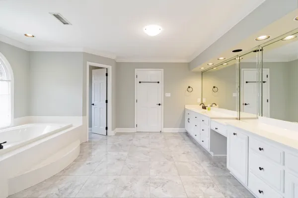 $765,000 | 318 Ashwick Court, Spartanburg, SC 29301