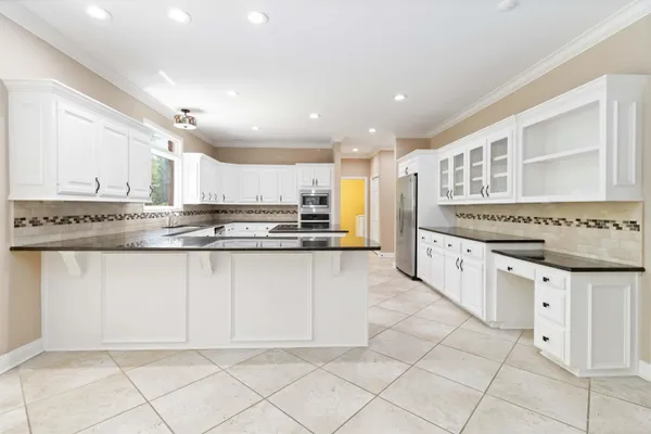 $765,000 | 318 Ashwick Court, Spartanburg, SC 29301