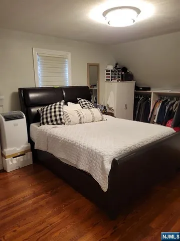 $725,000 | 576 Ridgeland Terrace, Englewood, NJ 07631