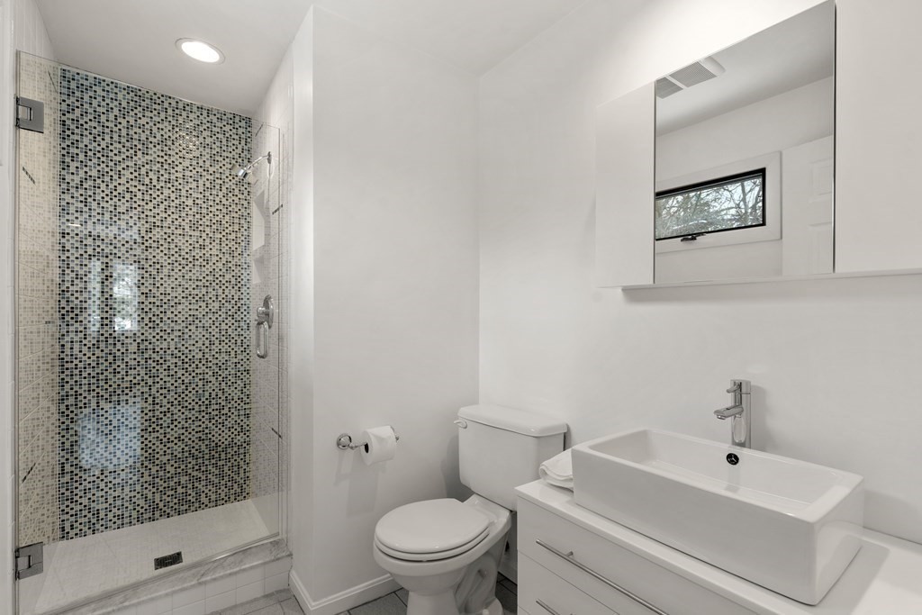 5 Dwhinda Road Newton, MA 02468 - Photo 26 of 42