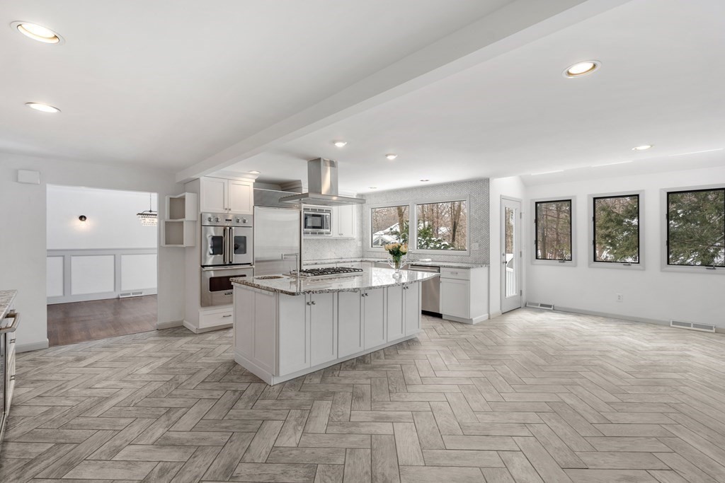 5 Dwhinda Road Newton, MA 02468 - Photo 6 of 42