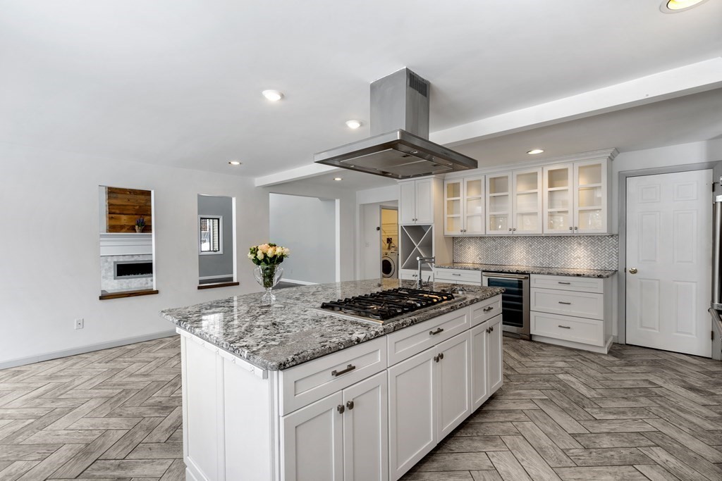 5 Dwhinda Road Newton, MA 02468 - Photo 9 of 42