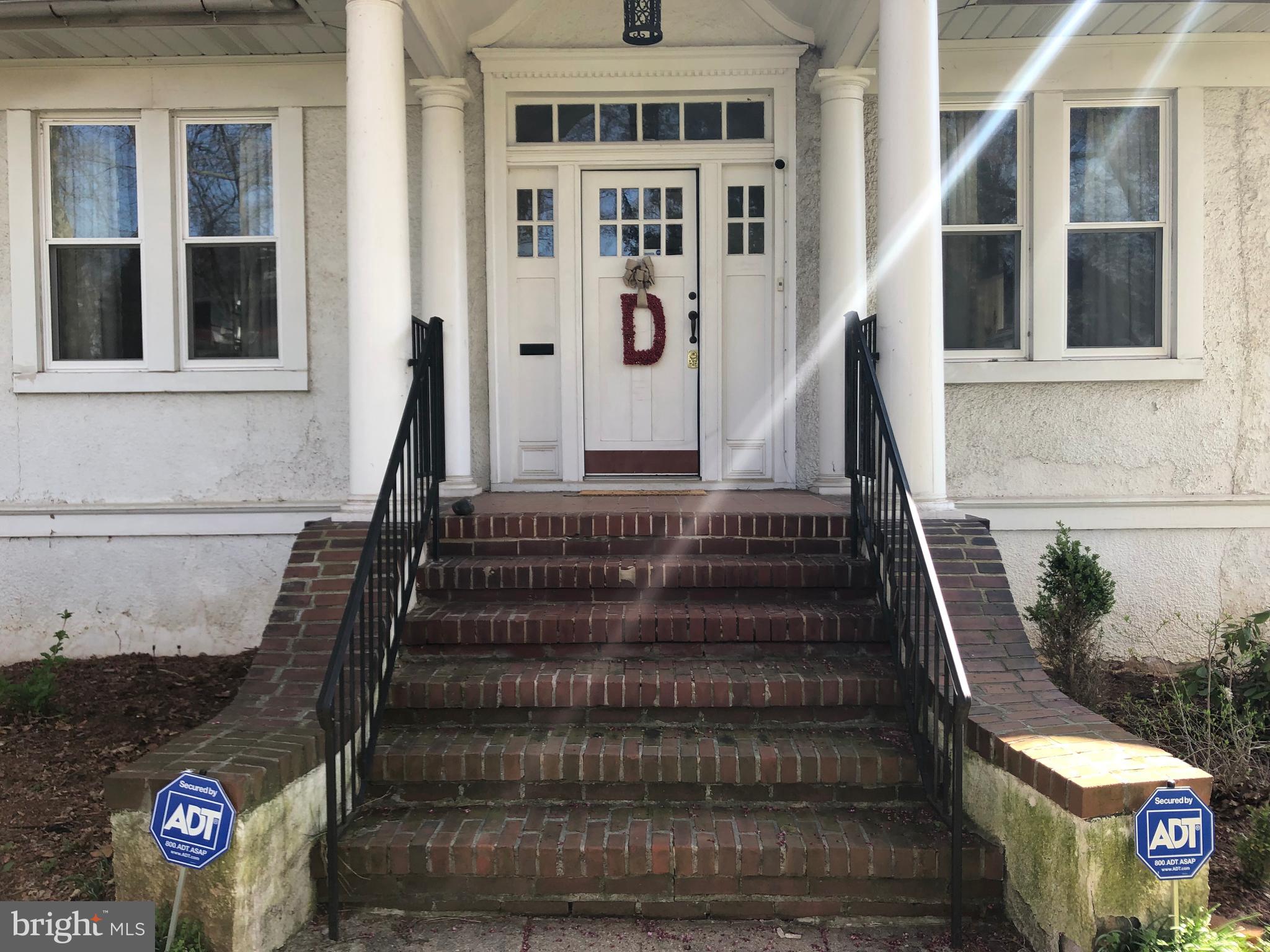 207 Mallow Hill Road Baltimore, MD 21229 - Photo 3 of 65 Covered Front Porch