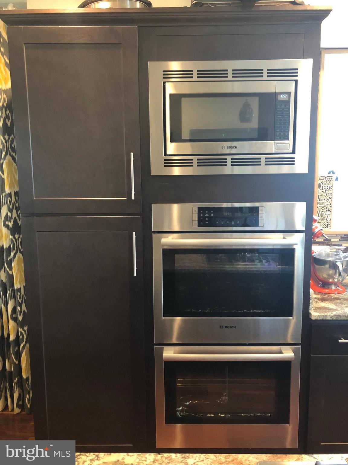 207 Mallow Hill Road Baltimore, MD 21229 - Photo 22 of 65 Double Ovens/Built Ins
