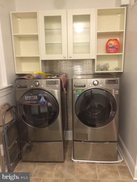 207 Mallow Hill Road Baltimore, MD 21229 - Photo 26 of 65 Washer/Dryer