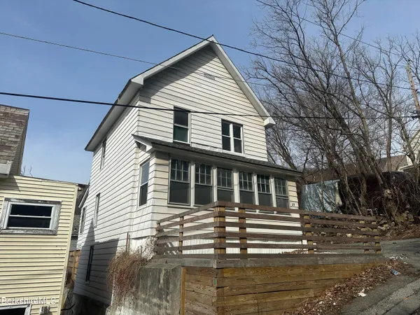 $2,100 | 23 Harris Street, North Adams, MA 01247