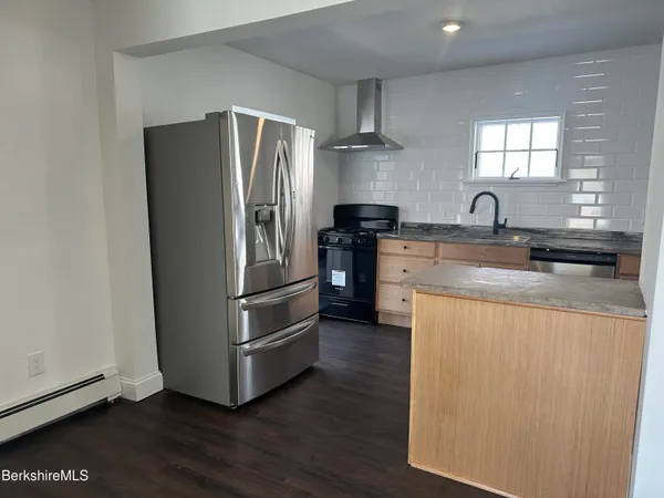 $2,100 | 23 Harris Street, North Adams, MA 01247