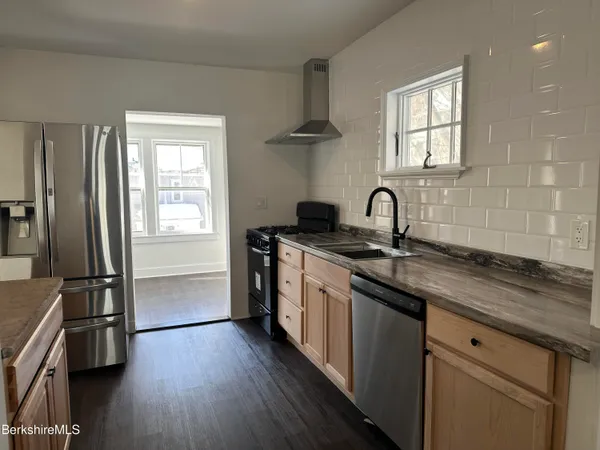$2,100 | 23 Harris Street, North Adams, MA 01247