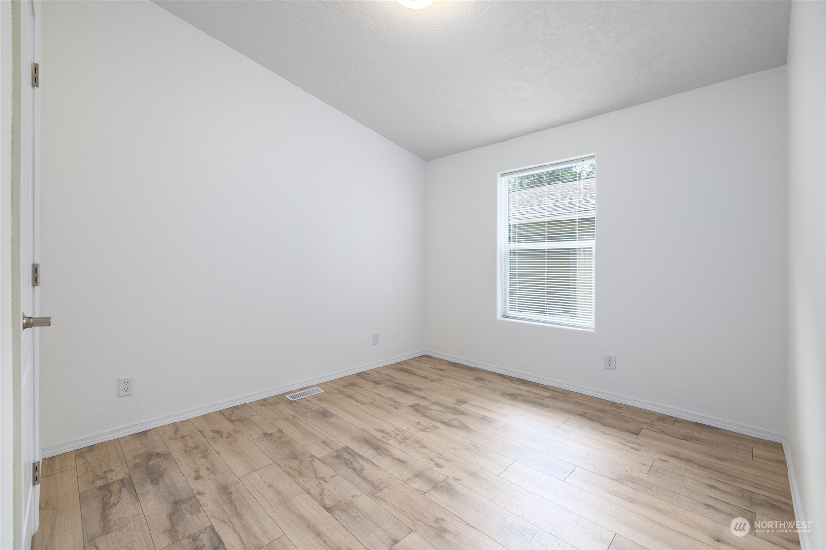 33501 Hamilton Cemetery Road Sedro-Woolley, WA 98284 - Photo 20 of 37 Gallery Image 20