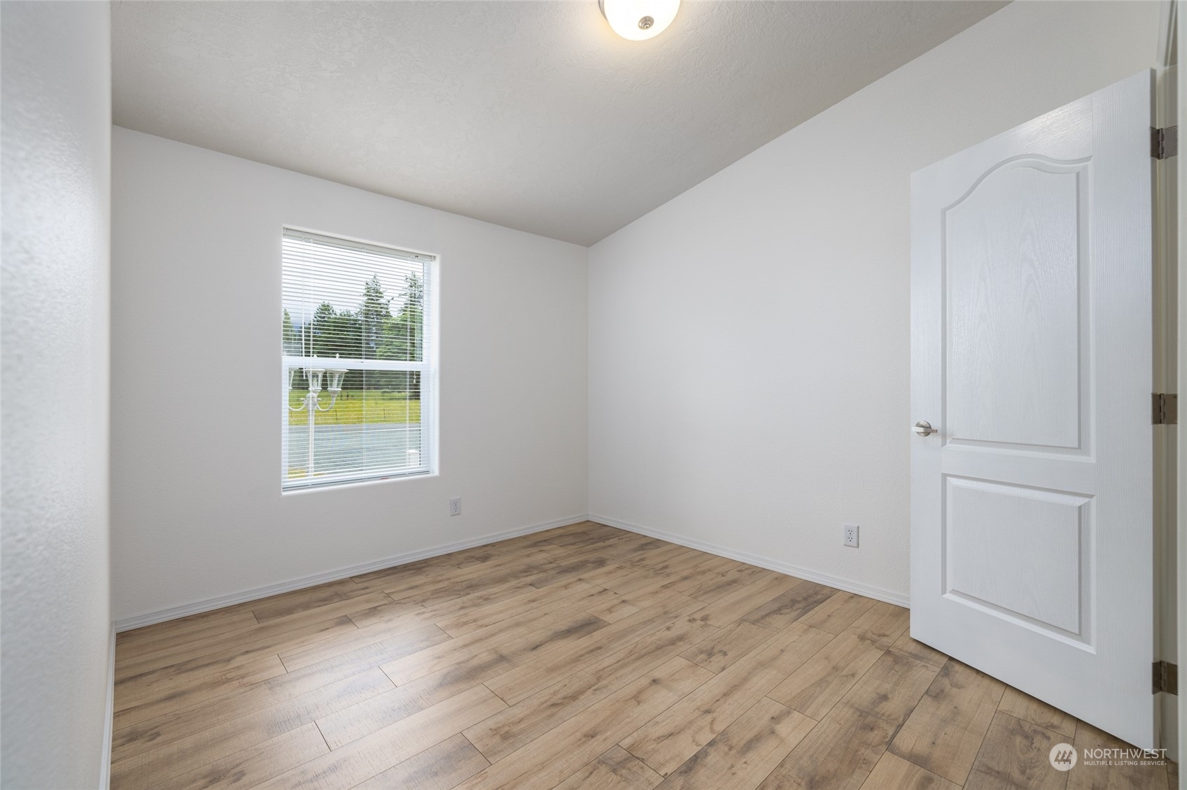 33501 Hamilton Cemetery Road Sedro-Woolley, WA 98284 - Photo 21 of 37 Gallery Image 21