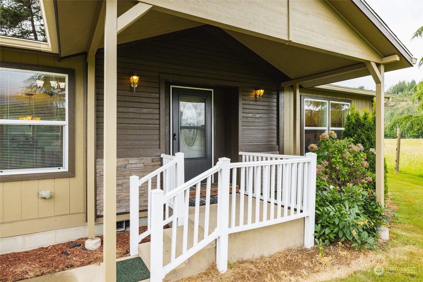33501 Hamilton Cemetery Road Sedro-Woolley, WA 98284 - Photo 3 of 37 Gallery Image 3