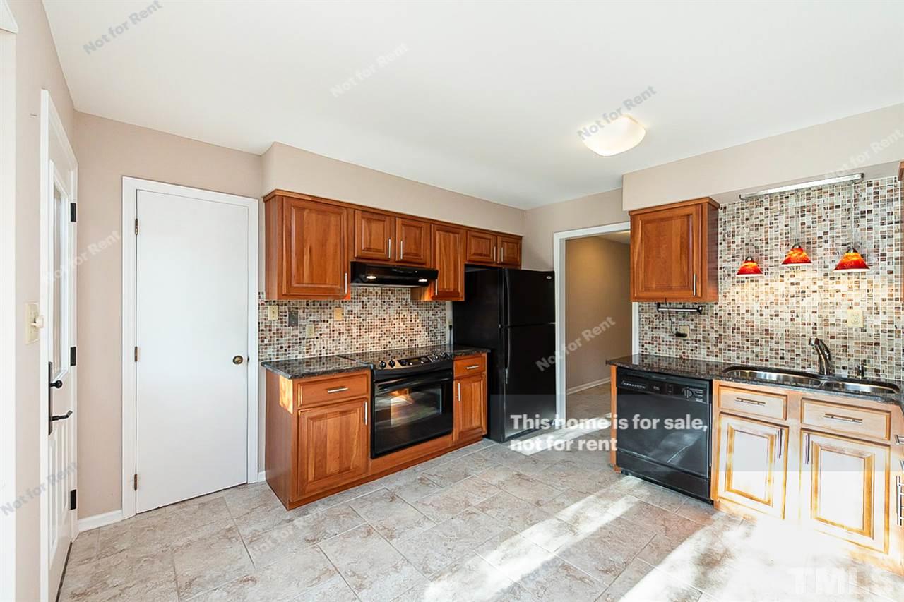 7112 Mill Ridge Road Raleigh, NC 27613 - Photo 4 of 26
