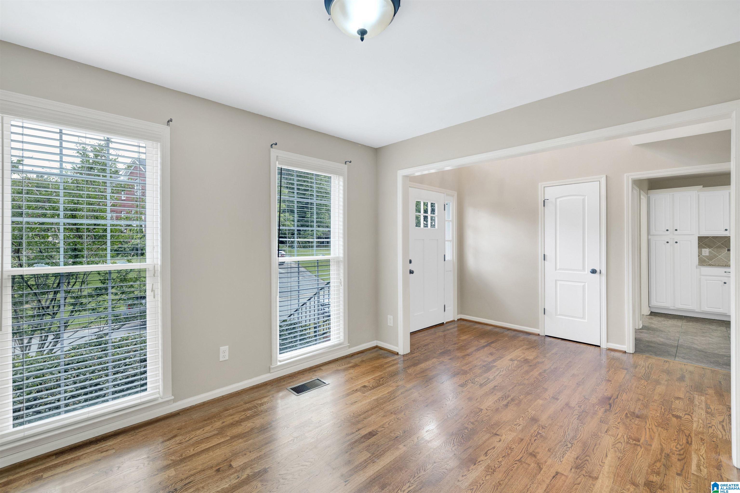 162 Cambridge Lane Alabaster, AL 35007 - Photo 10 of 27
