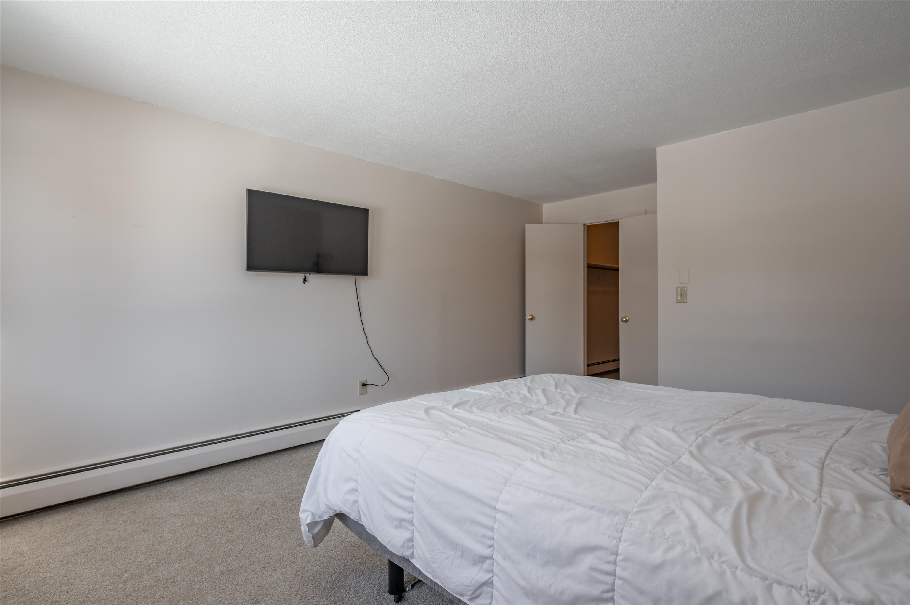36 English Village Road, Unit 202R Manchester, NH 03102 - Photo 19 of 30 Gallery Image 19