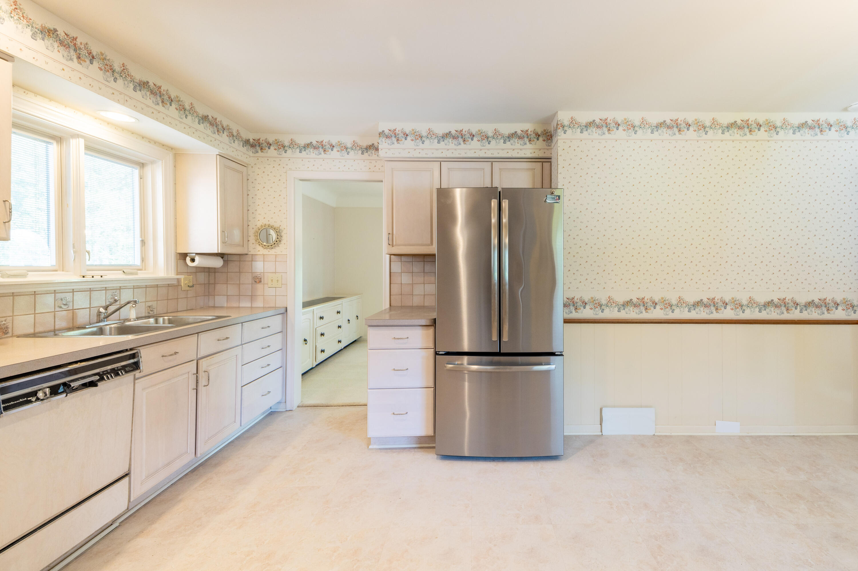 8480 Hampton Road Grosse Ile, MI 48138 - Photo 13 of 39 9480 Hampton, Grosse Ile (13 of 39)