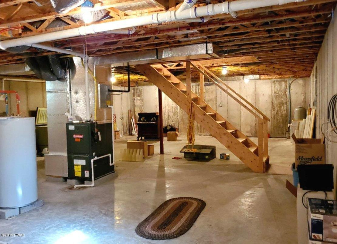225 Engvaldsen Road Hawley, PA 18428 - Photo 29 of 40 9basement