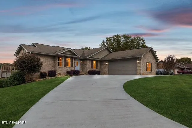 $575,000 | 734 Southview Circle, Kodak, TN 37764