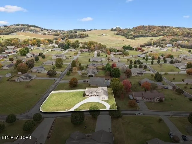 $575,000 | 734 Southview Circle, Kodak, TN 37764