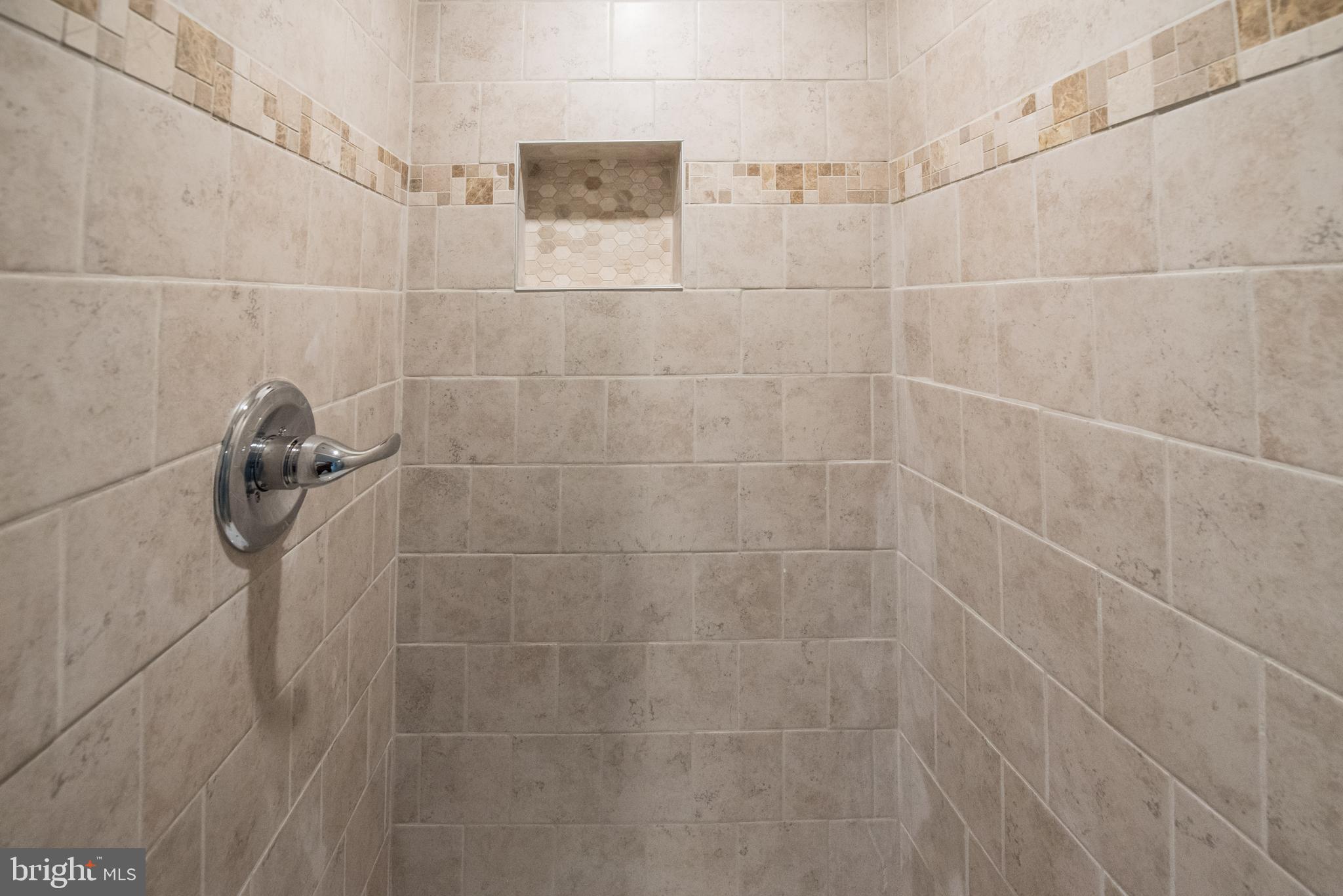 7021 Brompton Road Baltimore, MD 21207 - Photo 25 of 34