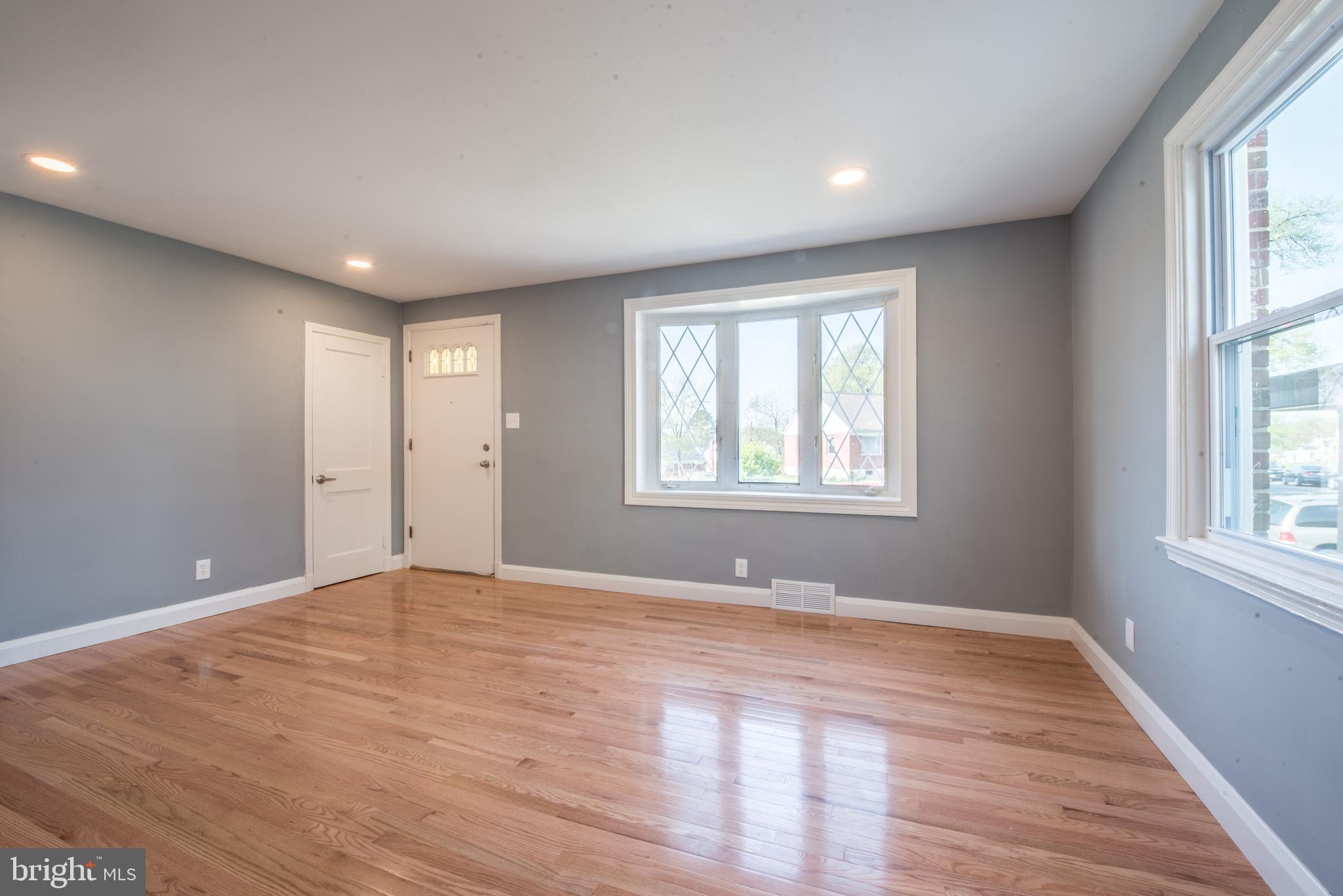 7021 Brompton Road Baltimore, MD 21207 - Photo 5 of 34