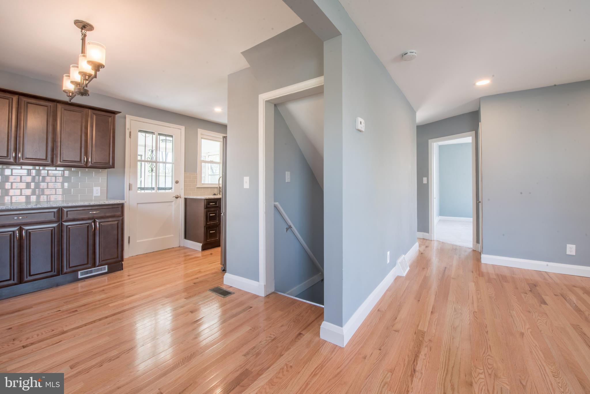 7021 Brompton Road Baltimore, MD 21207 - Photo 6 of 34