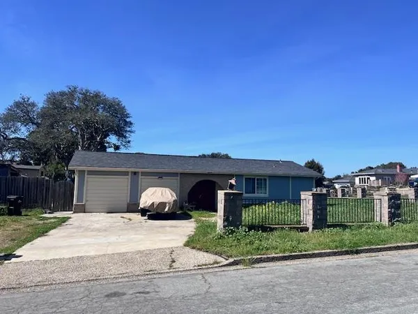 $699,000 | 9460 South Century Oak Road, Salinas, CA 93907