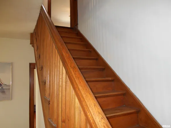 $275,000 | 18046 County Road 1000 East, Good Hope, IL 61438