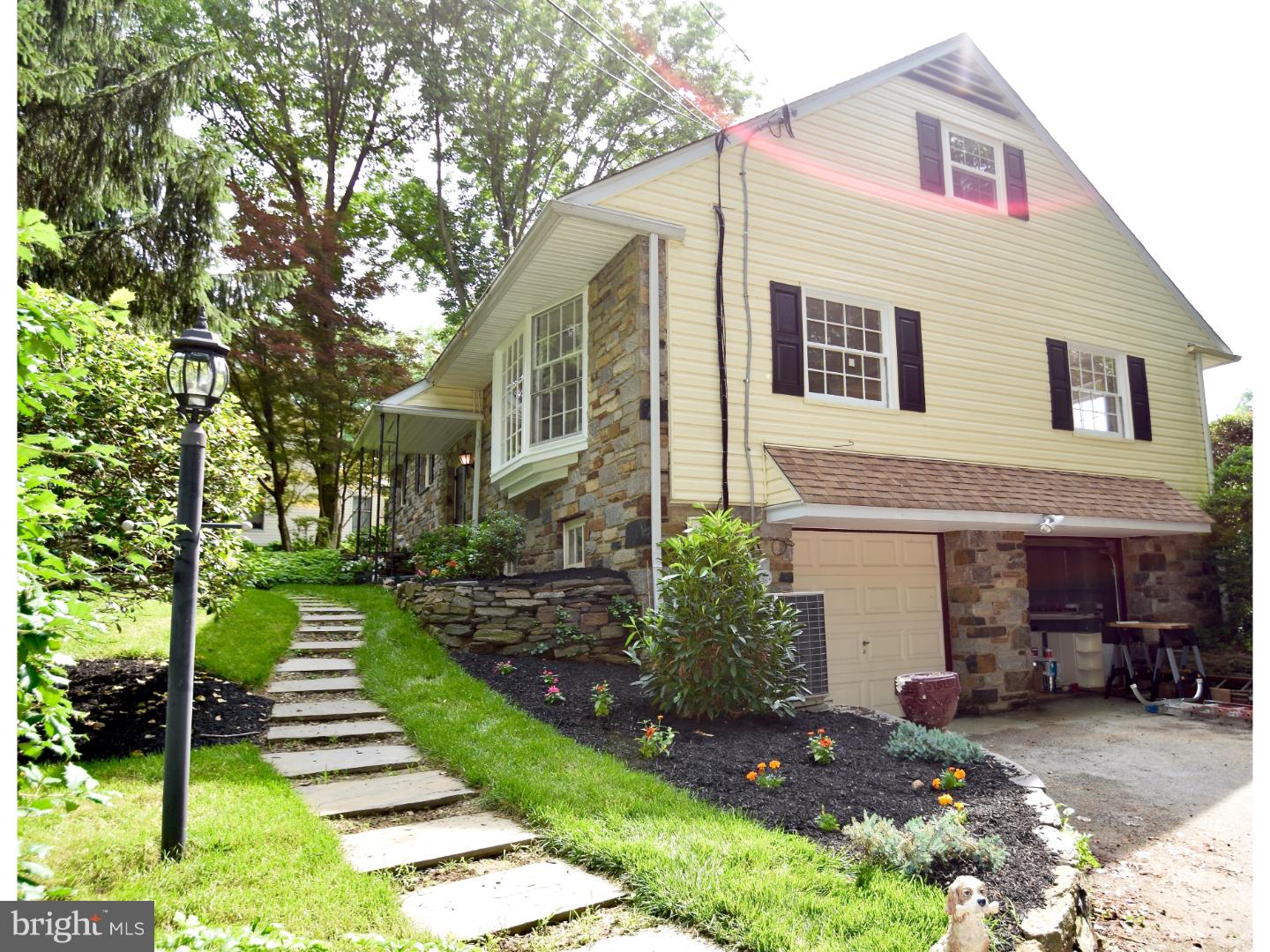 721 Beatty Road Springfield, PA 19064 - Photo 2 of 25 Exterior Front