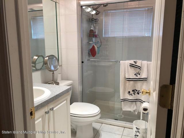 3078 Richmond Road Staten Island, NY 10306 - Photo 19 of 31 Master Bathroom