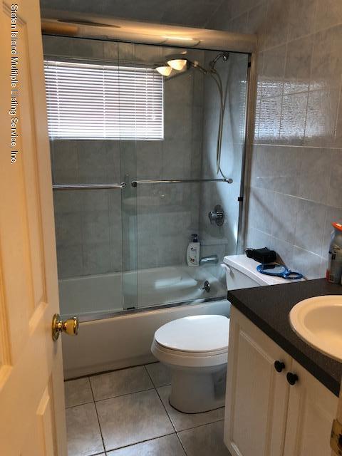 3078 Richmond Road Staten Island, NY 10306 - Photo 22 of 31 Main Bathroom
