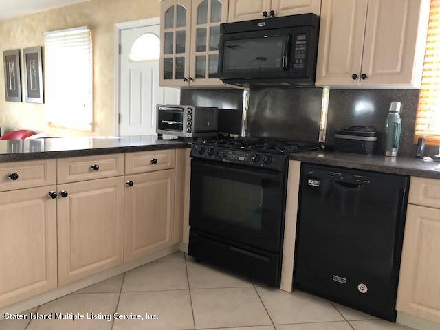 3078 Richmond Road Staten Island, NY 10306 - Photo 10 of 31 Main Kitchen