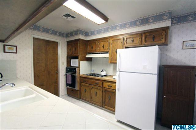 1237 West Eymann Avenue Reedley, CA 93654 - Photo 11 of 25 Additional Photo