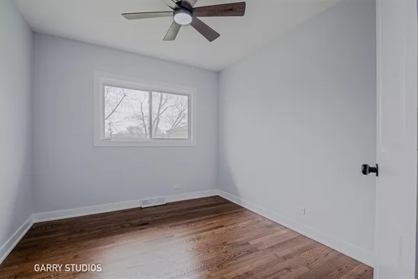 $329,896 | 1212 North Wheeling Road, Mount Prospect, IL 60056