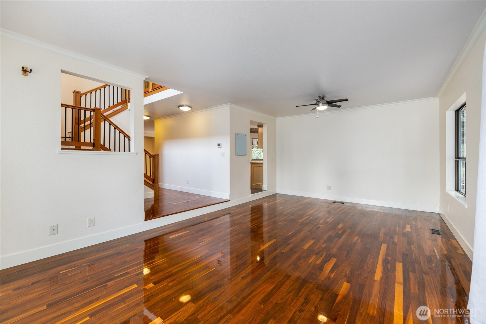 705 North Waugh Road Mount Vernon, WA 98273 - Photo 8 of 37 Gallery Image 8