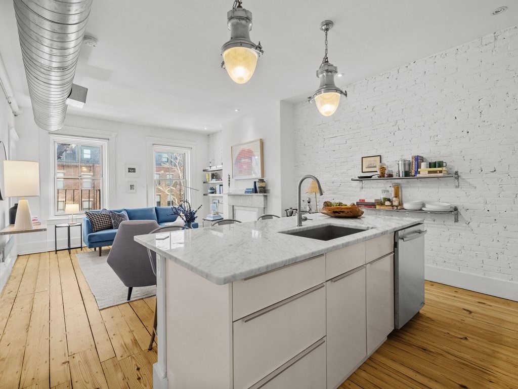 67 Rutland Street, Unit 3 Boston, MA 02118 - Photo 4 of 13