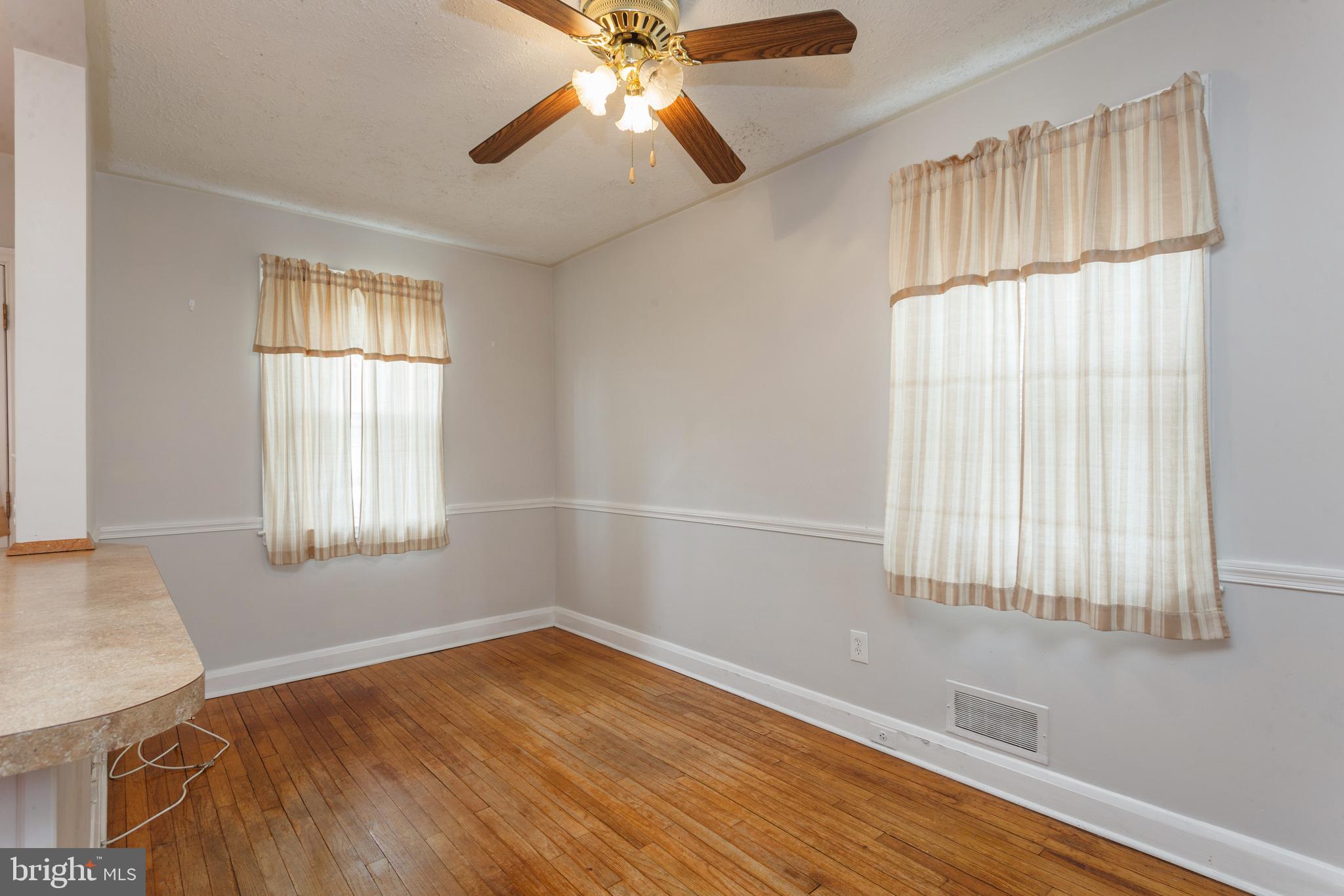 325 Radnor Road Baltimore, MD 21212 - Photo 10 of 36 Gallery Image 10