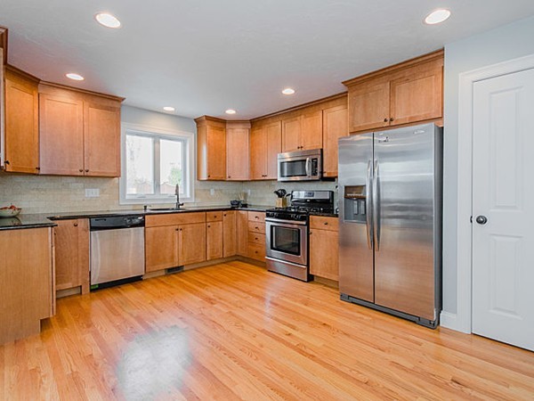 10 Marlborough Road Waltham, MA 02452 - Photo 2 of 30 Gallery Image 2