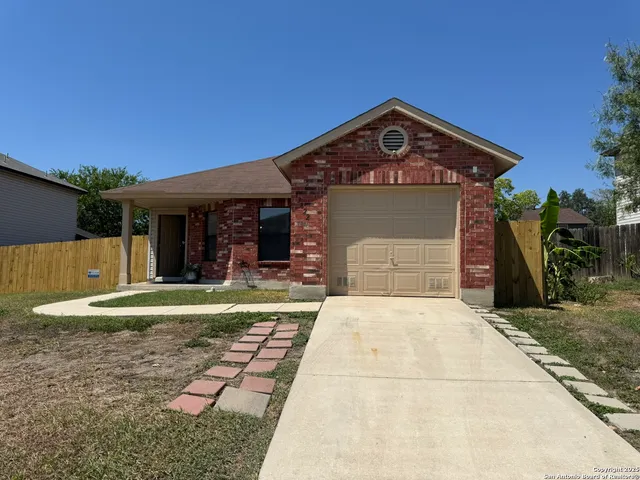 $1,545 | 13822 Villa Camino, San Antonio, TX 78233