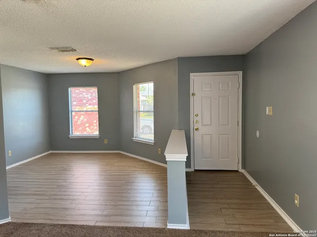 $1,545 | 13822 Villa Camino, San Antonio, TX 78233