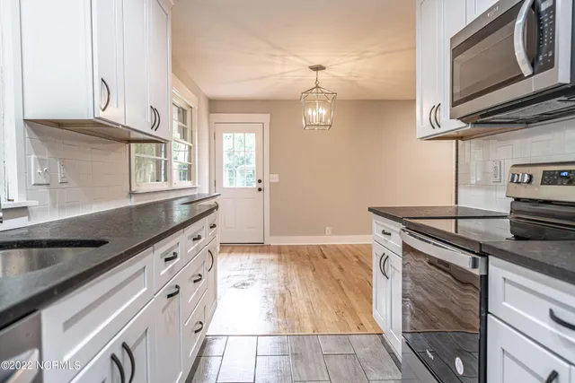 $2,500 | 440 West Maine Avenue, Southern Pines, NC 28387