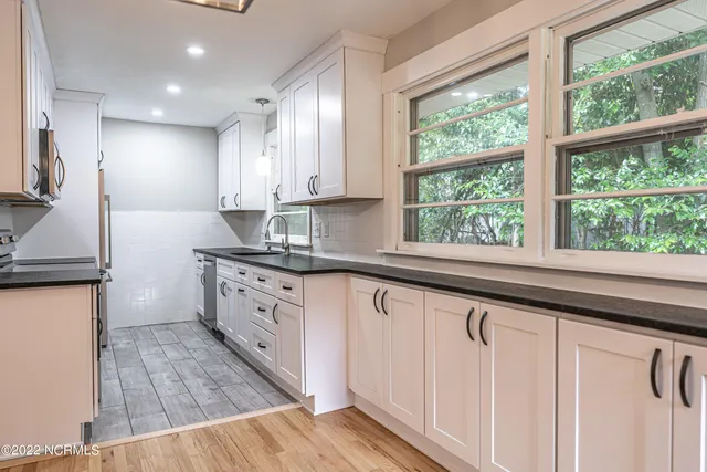 $2,500 | 440 West Maine Avenue, Southern Pines, NC 28387