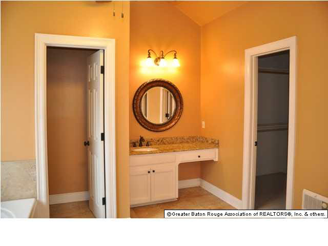 12716 Oxley Drive Baton Rouge, LA 70816 - Photo 8 of 14