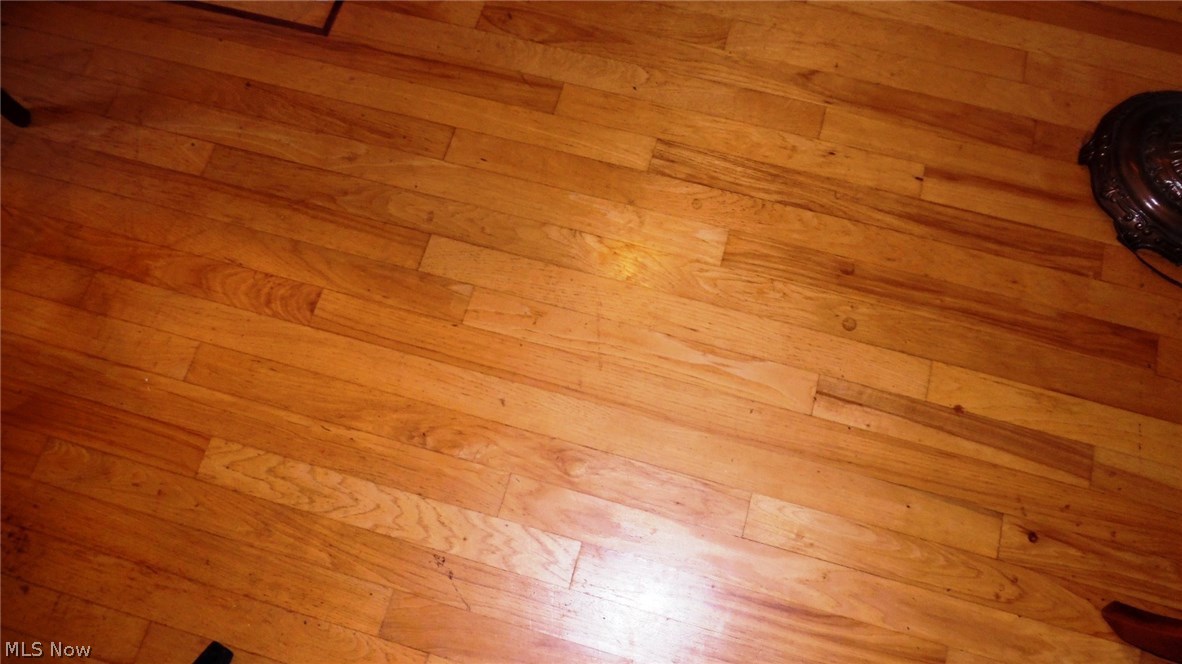 6370 Muskingum River Road Lowell, OH 45744 - Photo 6 of 8 HARDWOOD FLOORS