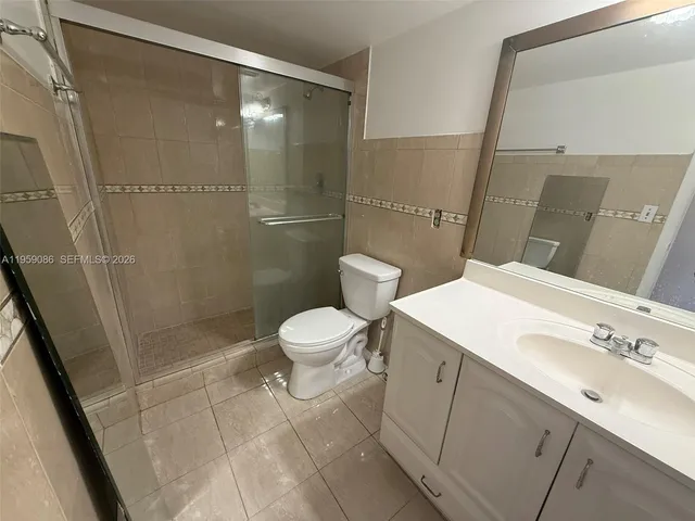 $2,000 | 10511 Southwest 108th Avenue, Unit 295, Miami, FL 33176