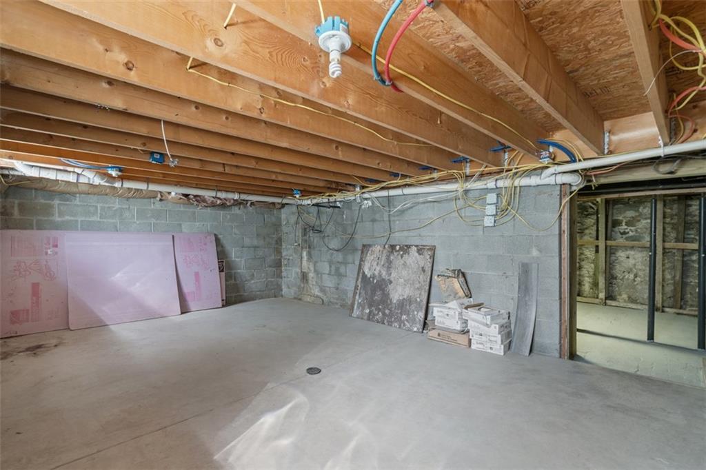 4724 Juniper Street Pittsburgh, PA 15224 - Photo 39 of 49