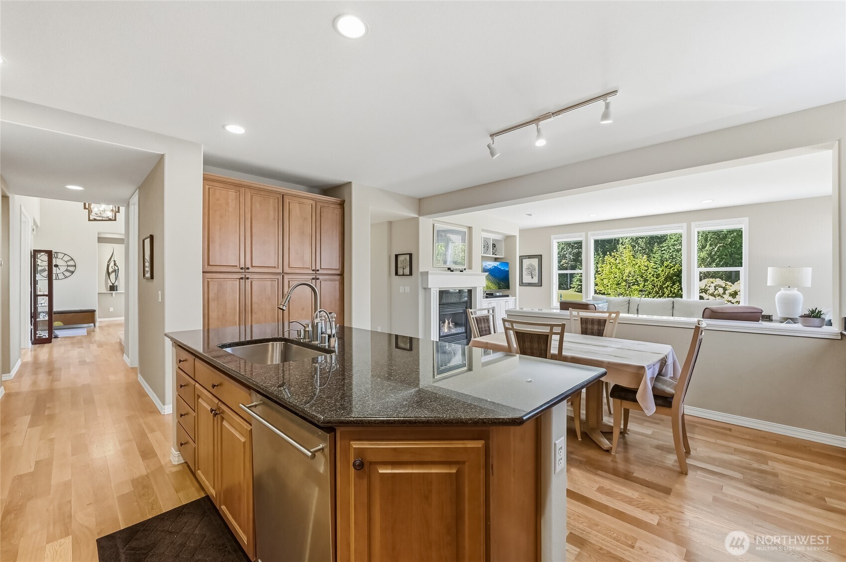 24035 Northeast Adair Road Redmond, WA 98053 - Photo 13 of 40